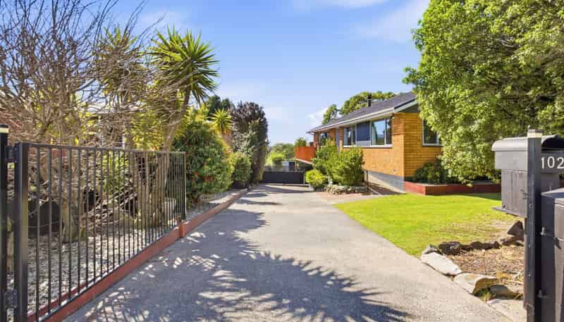 102 Mulford Street, Concord
