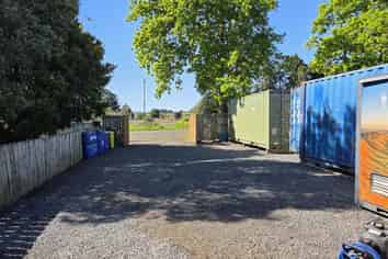 Secure commercial yard & workshop in Tuakau