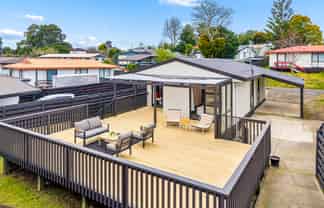2/74 Parrs Cross Road, Henderson
