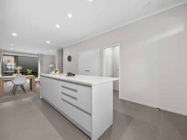 10 Kapia Road, Westgate