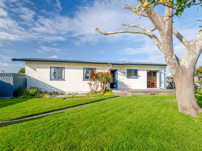 4 Howard Road, Taradale