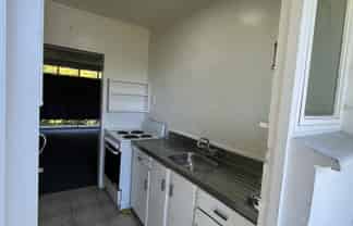 8/22 Patterson Street, Sandringham
