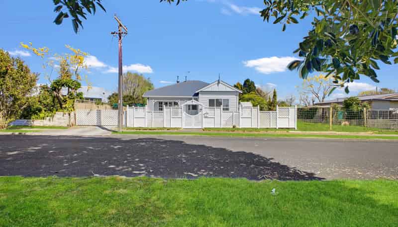 67 Broadway, Waitara