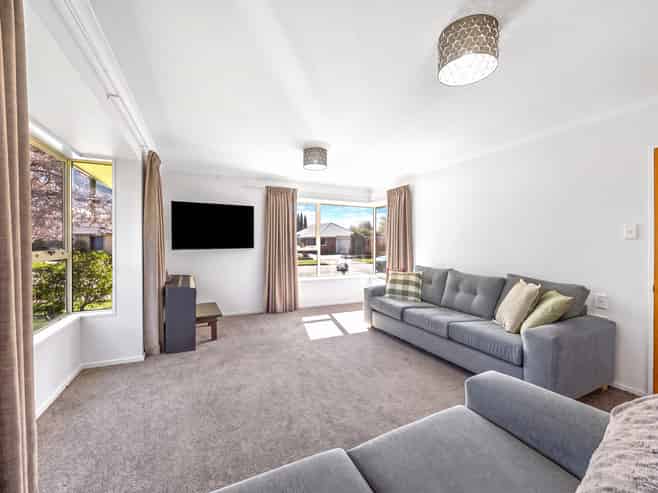 45 Showgate Avenue, Sockburn