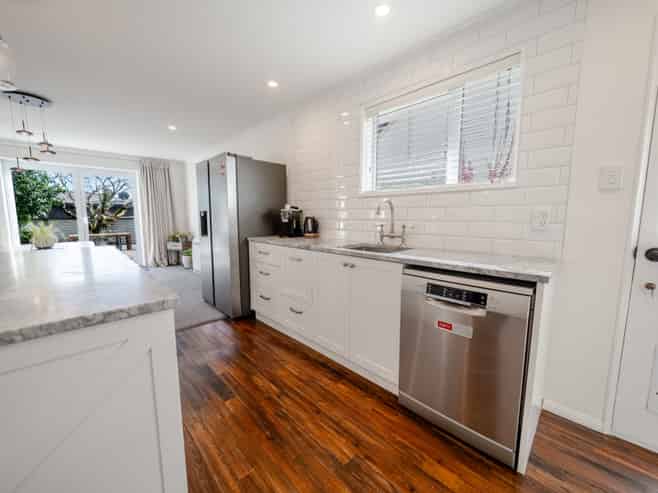 24 Moana Street, Rosedale