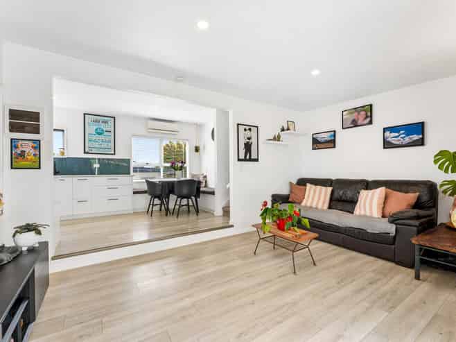 52B Bay Street, Red Beach