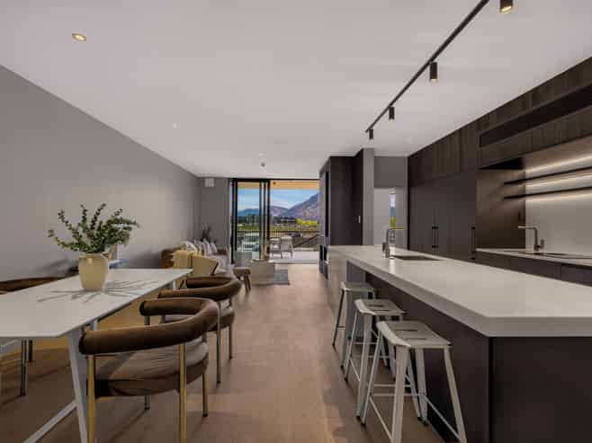 27/2 McKinlay Lane, Jacks Point