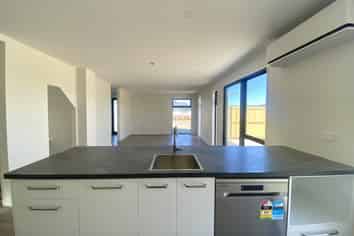 2/25 Mardyke Street, Halswell