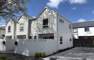 3/21 Leamington Street , Addington