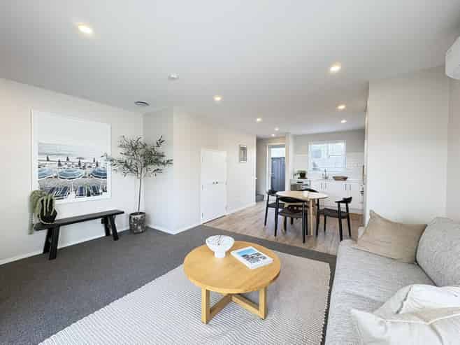3/21 Leamington Street , Addington