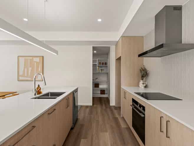 55B Aorangi Road, Bryndwr