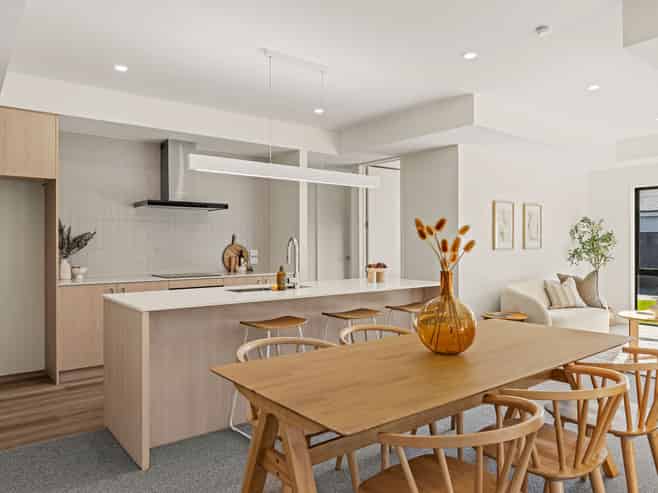 55B Aorangi Road, Bryndwr