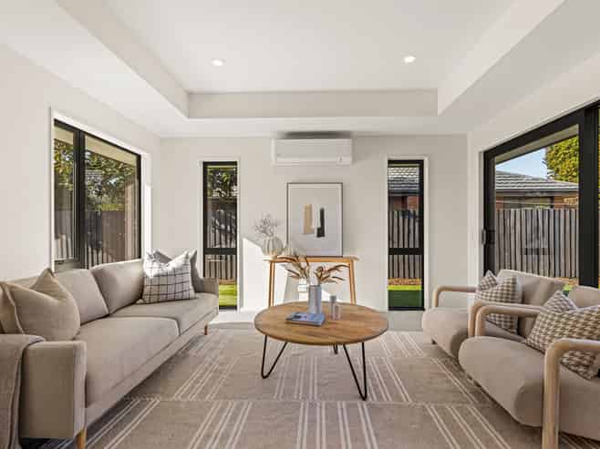 55B Aorangi Road, Bryndwr