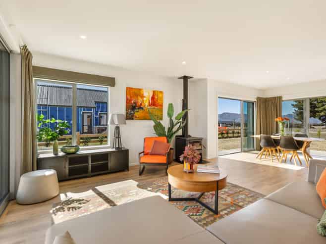 32 Rua Street, Wanaka