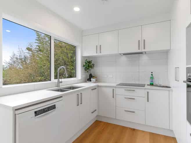 61B Te Kawa Road, Greenlane