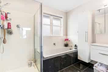 11 Lynmore Drive, Hillpark