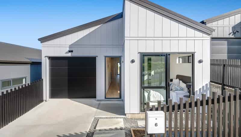 6 Moko Road, Orewa