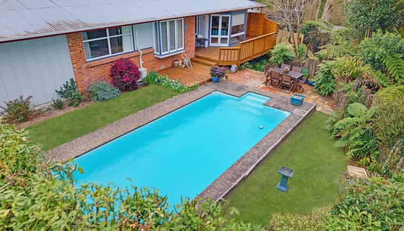 17 Byron Street, Leamington