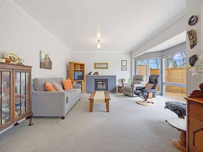 17 Byron Street, Leamington
