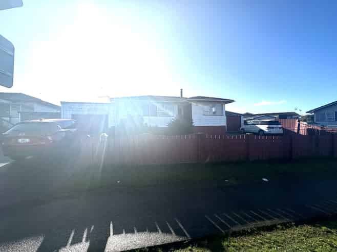 2/37 Ferndown Avenue, Papatoetoe