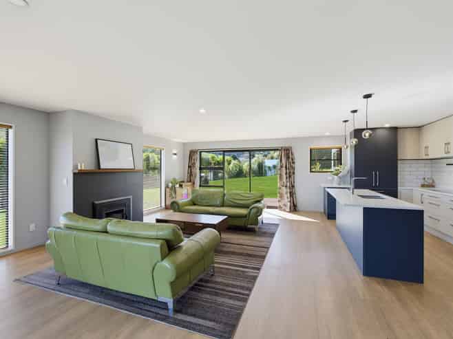 54 Pawsons Valley Road, Duvauchelle