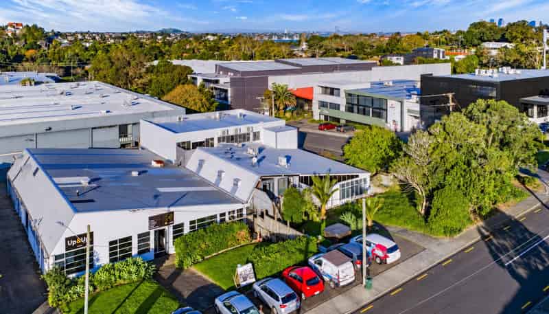 A/45 Woodside Avenue, Northcote