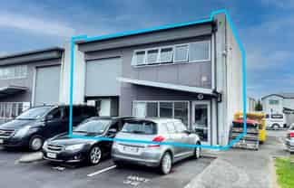 Tilt Slab Industrial - Well Located in Complex