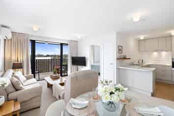 206/102 Edinburgh Street, Pukekohe