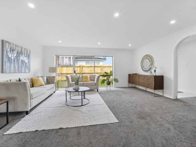 17 Edgerton Road, Te Atatu Peninsula