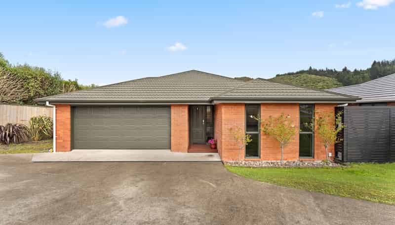 17 Ormrod Grove, Riverstone Terraces