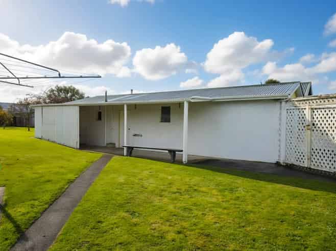 9 Harris Street, Marton
