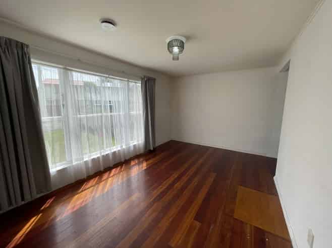 8 Whakataki Grove, Waiwhetu