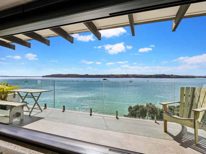 24/67 Sarsfield Street, Herne Bay