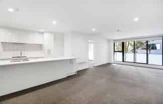 10/8 Basque Road, Eden Terrace