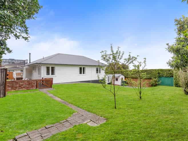1/5 Huka Road, Birkenhead