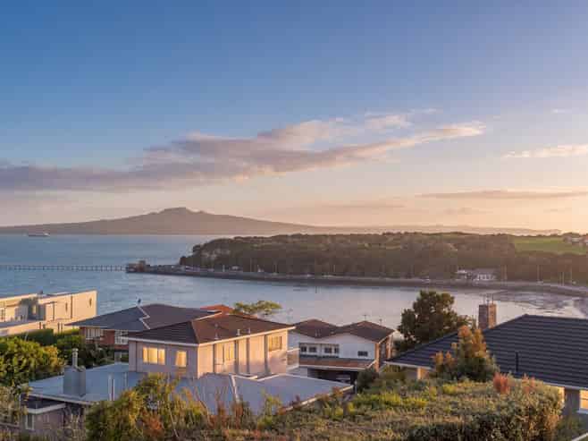 5 Fenton Circus, Orakei