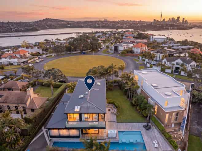 5 Fenton Circus, Orakei