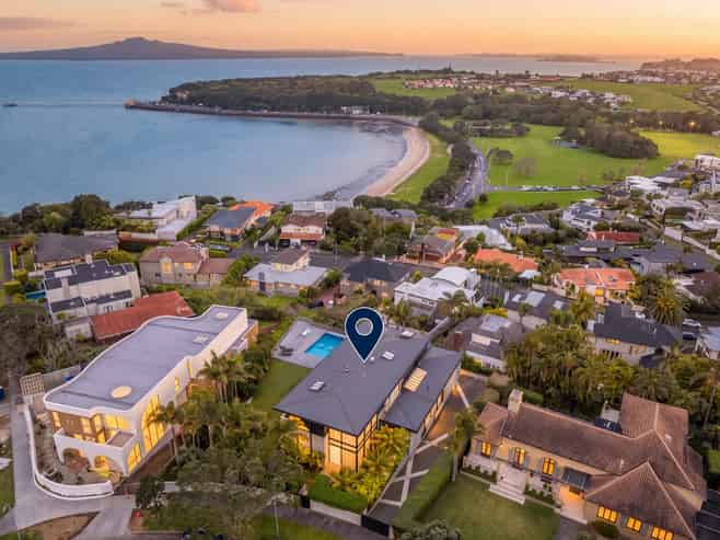 5 Fenton Circus, Orakei