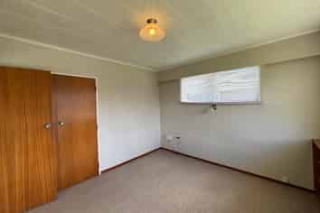 14 Katene Street, West End