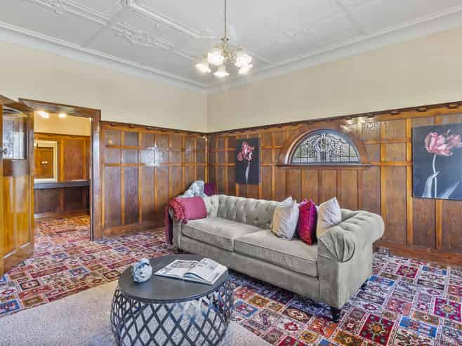 96 Elgin Road, Kenmure