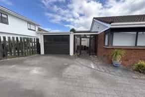 12A Carnot Street, Glenholme