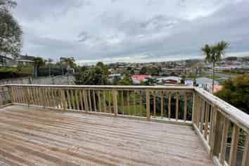 15 Beaumaris Place, Dinsdale
