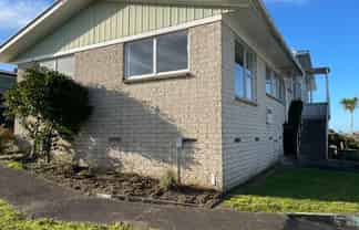 15 Beaumaris Place, Dinsdale