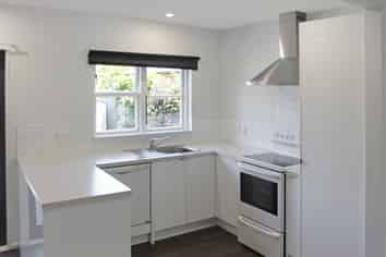 355 Clyde Road, Bryndwr