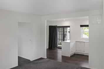 355 Clyde Road, Bryndwr