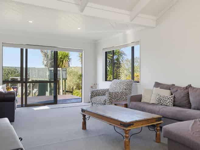 28 Kahurangi Drive, Rangatira Park