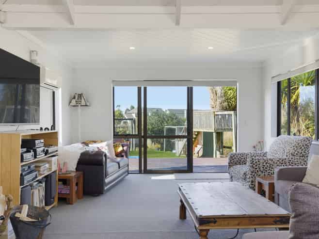 28 Kahurangi Drive, Rangatira Park