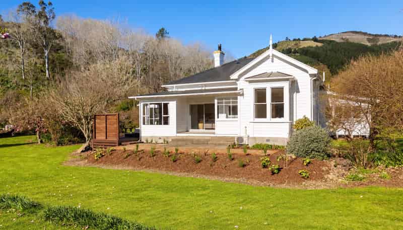 143 Marsden Valley Road, Stoke