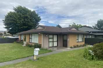 2 Lybster Street, Blenheim Central