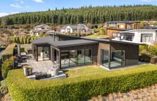 6 Diamond Lane, Wanaka